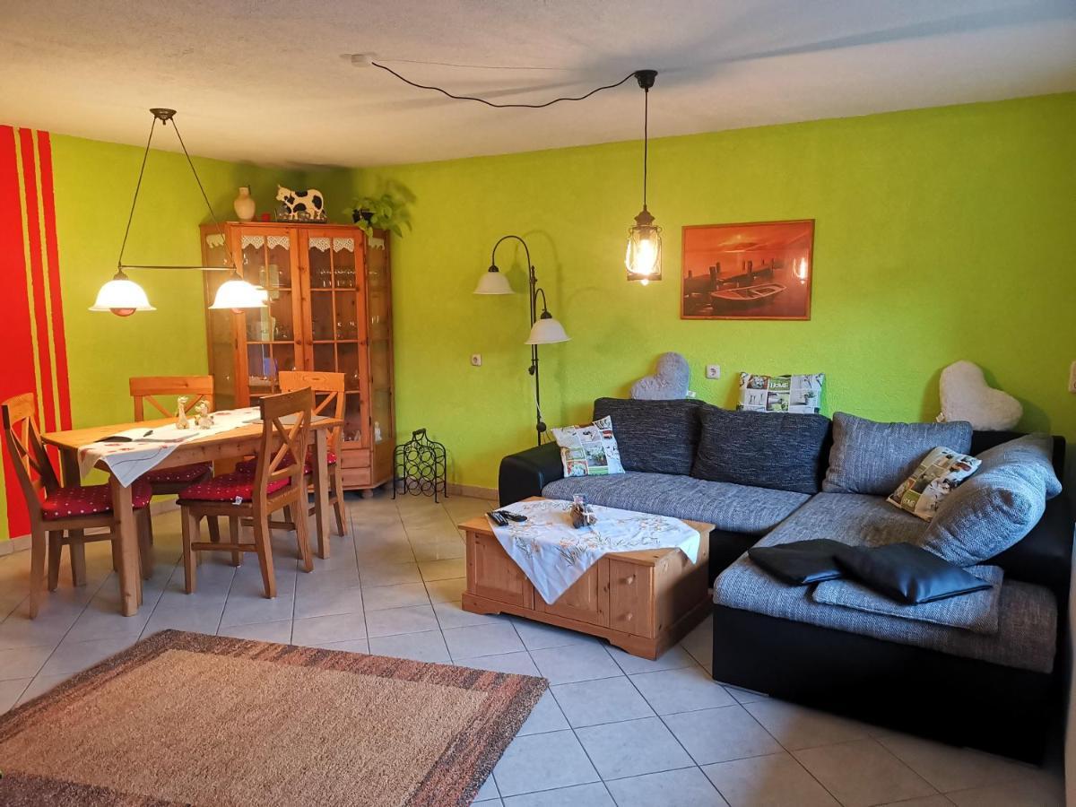 אוברוייטה Ferienwohnung Im Landhausstil מראה חיצוני תמונה